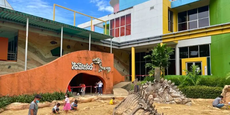 Explore Childrens Discovery Museum